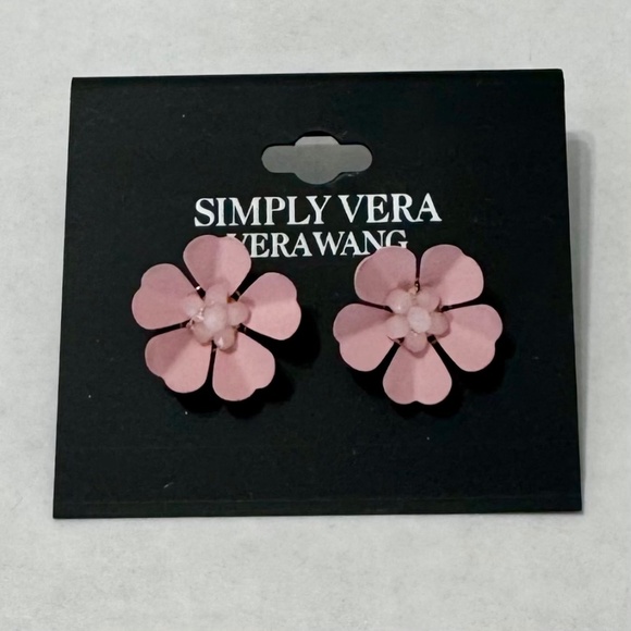 🌸Vera Wang Simply Vera Pink 3D Flower Earrings Stud NWT - Picture 1 of 4